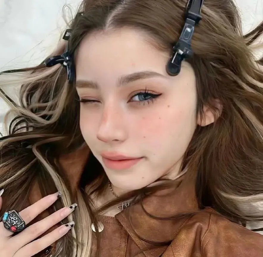 蓝色大丽花